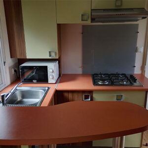 Casa para grupos salón cocina